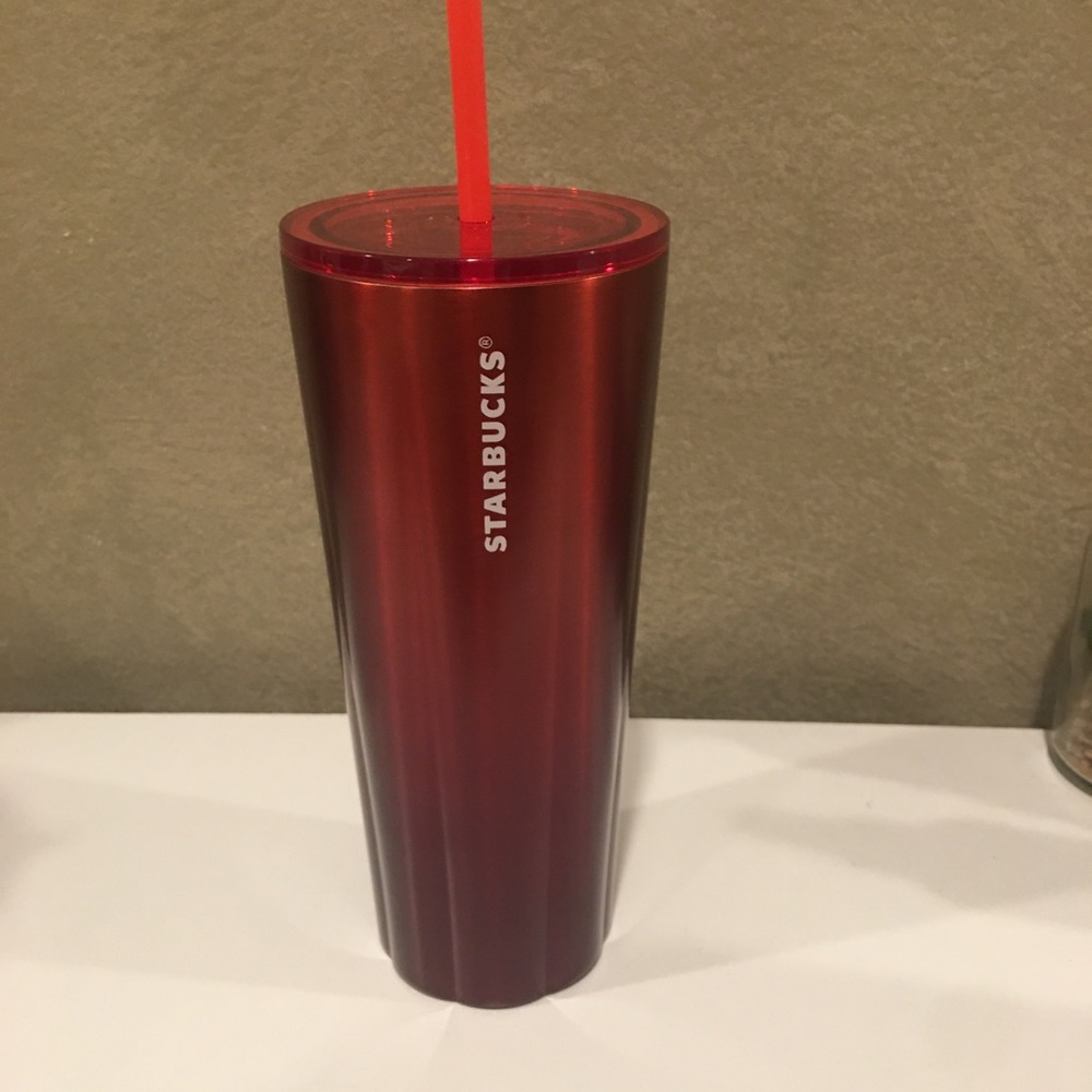 Red ombré stainless steel tumbler